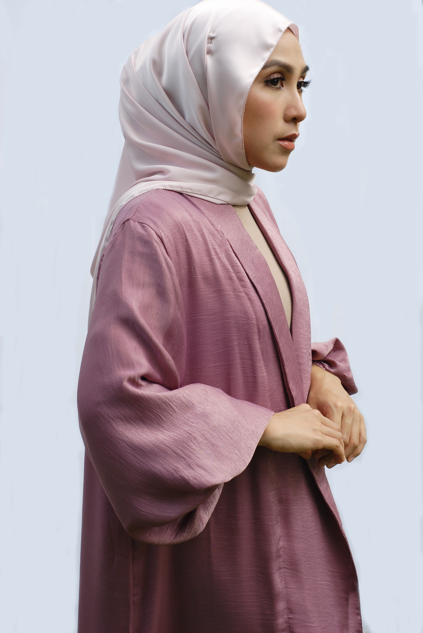 Khadijah Outerwear in Mauve