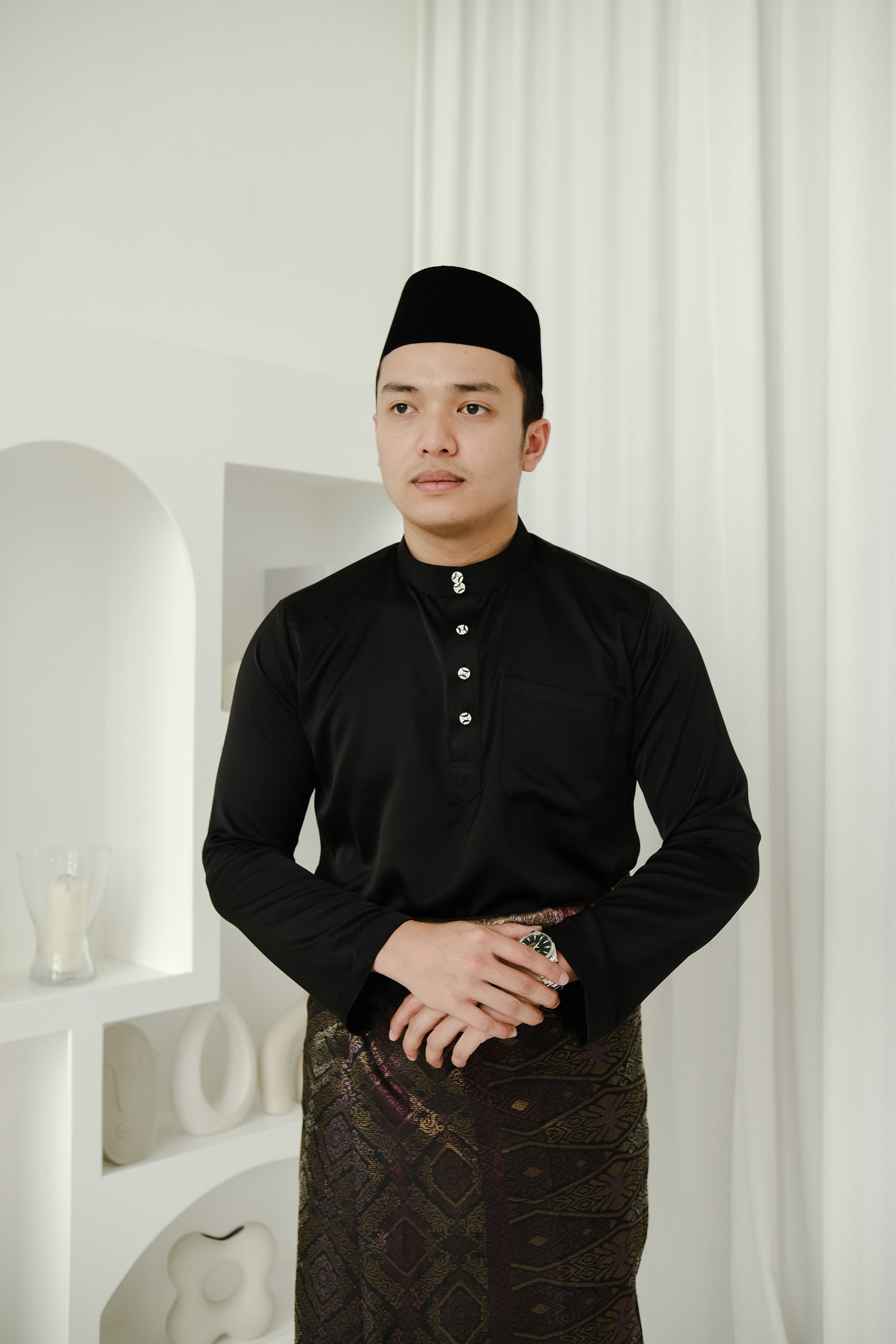 baju melayu premium satin in black - jia.basics